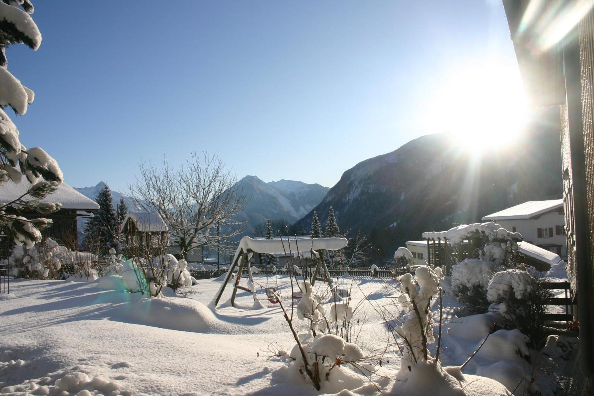 Hotel Gasthaus Schaefle Bürserberg Buitenkant foto